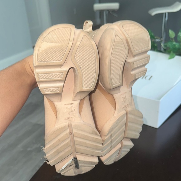 Dior Nude Tone Sneakers - Picture 5 of 6